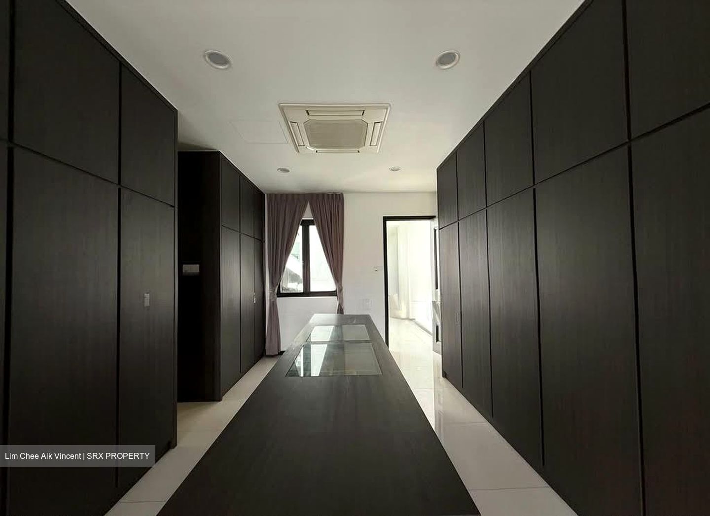 East Coast Road (D15), Terrace #567974791